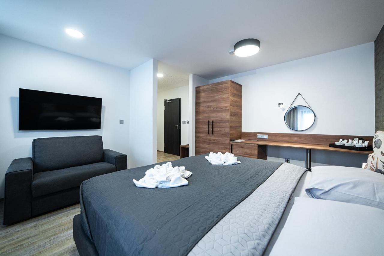 Lidovy Dum Opava Hotel Luaran gambar