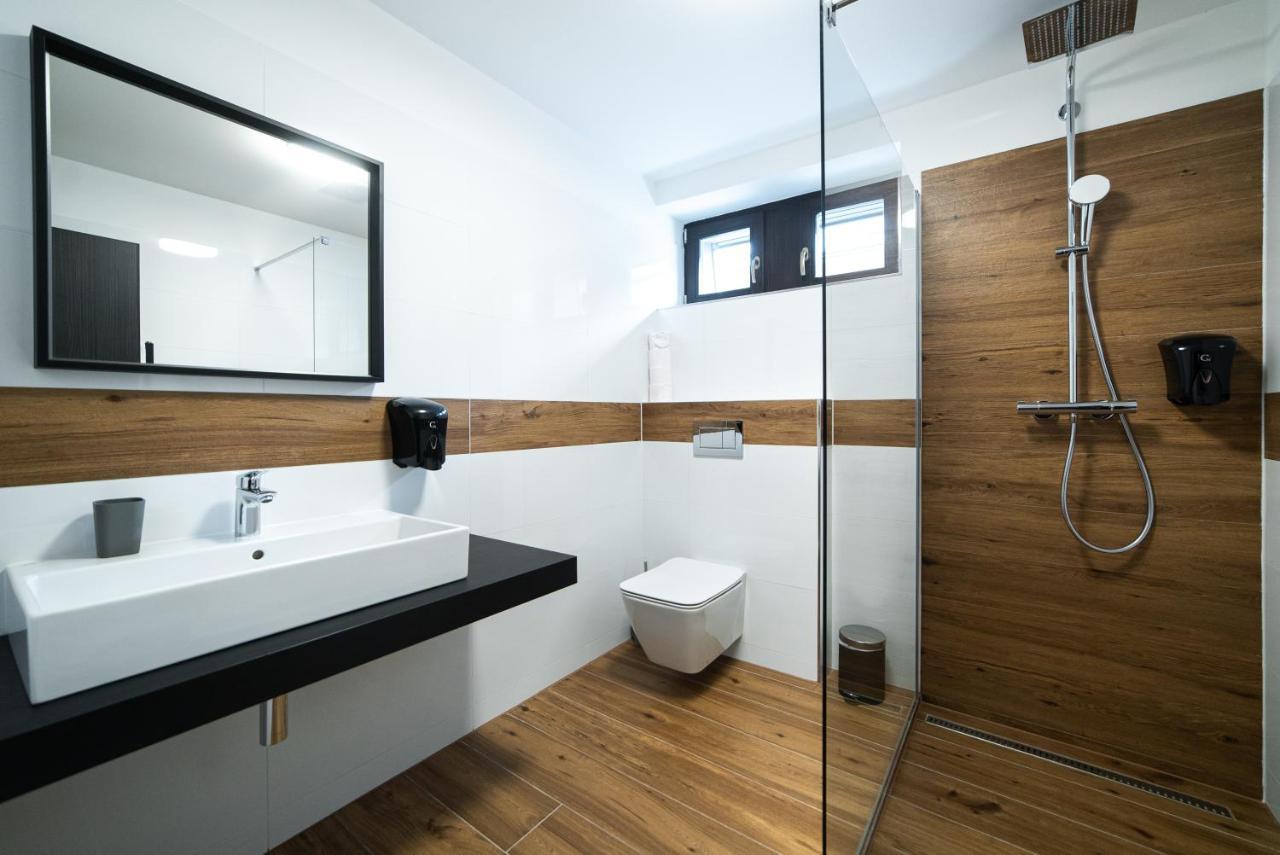 Lidovy Dum Opava Hotel Luaran gambar